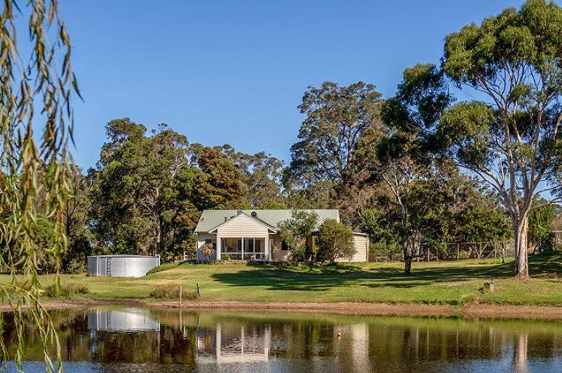 Abbivale Farm Cottage Harewood Экстерьер фото